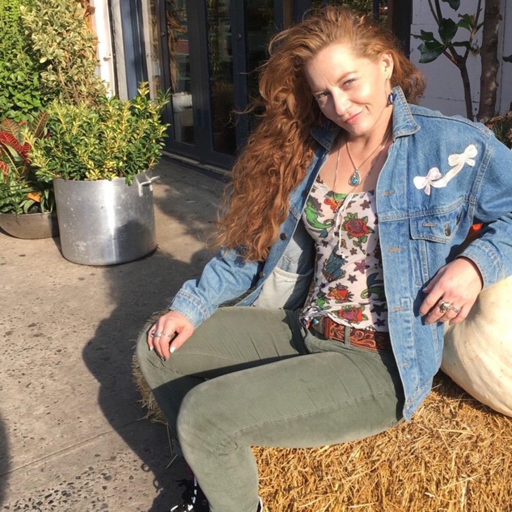 Meet your Posher, Joelle